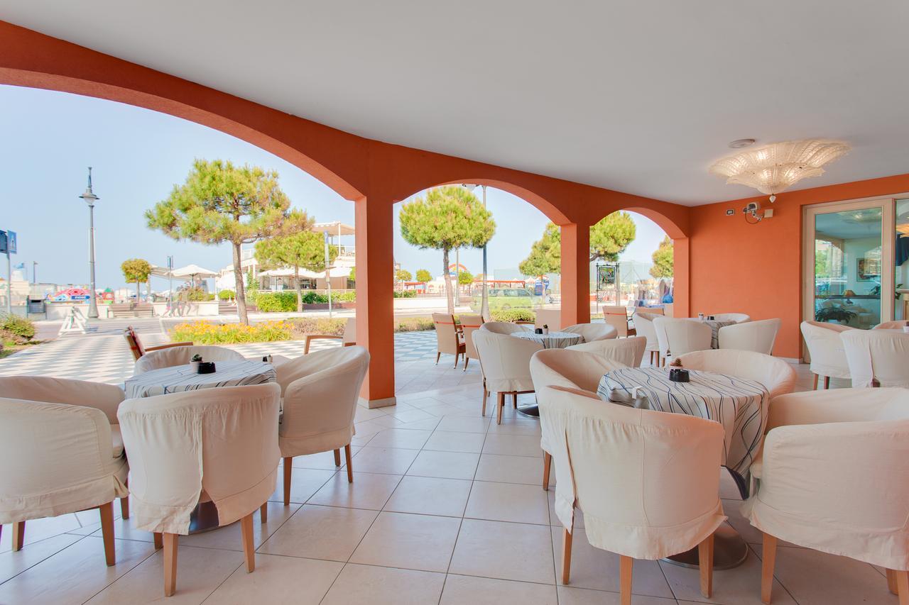 Hotel De La Ville Cesenatico Eksteriør bilde