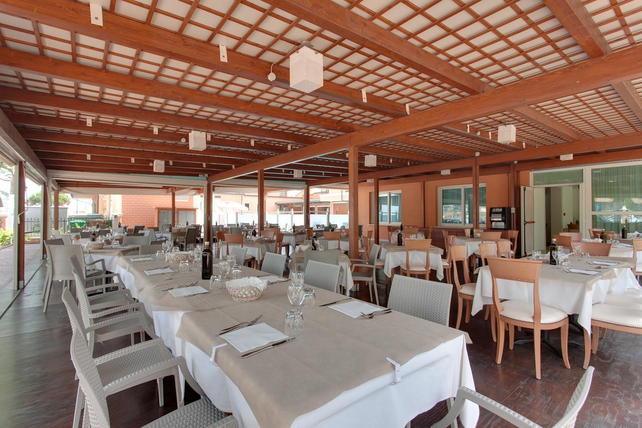 Hotel De La Ville Cesenatico Eksteriør bilde
